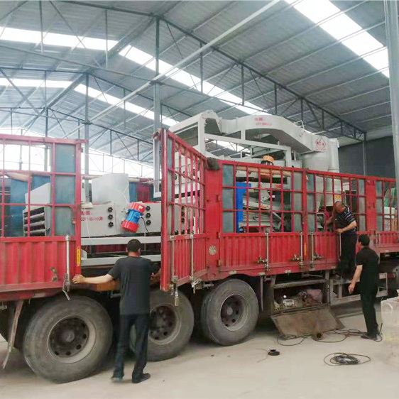 裝車(chē)現(xiàn)場(chǎng)